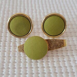 Men's Gold Tone Olive Green Fabric Textured Round Cufflinks Tie Clip Set
